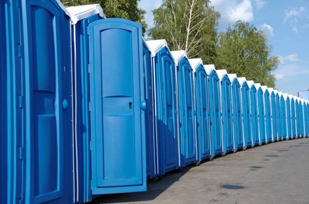 Best Portable toilet rental cost  in Bellwood, PA